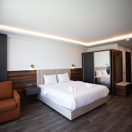 Batumi View Luxury Hotel Exterior photo