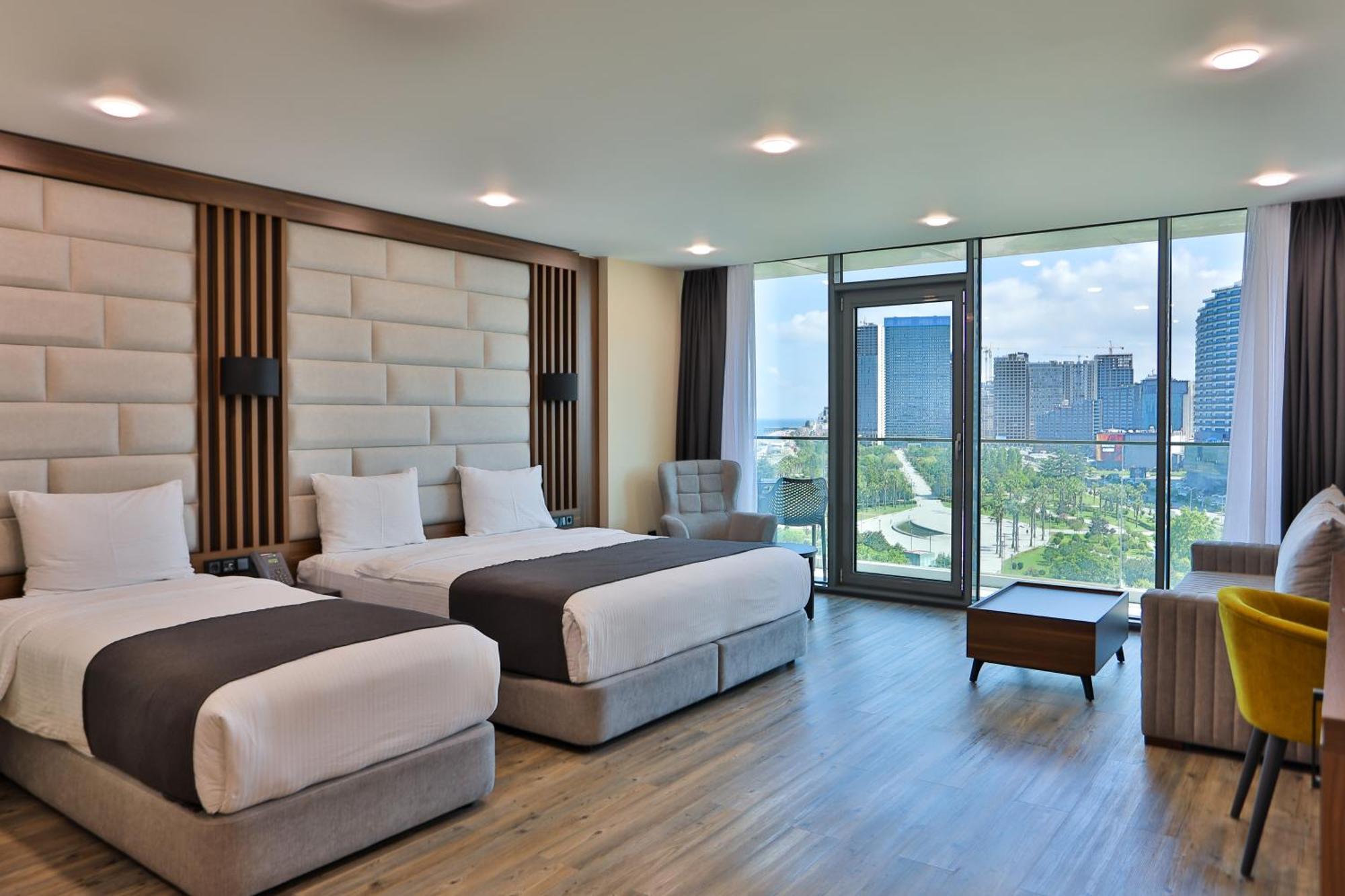 Batumi View Luxury Hotel Exterior photo